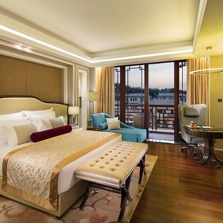 Grand Bay Hotel Beijing Jinpoluo Buitenkant foto